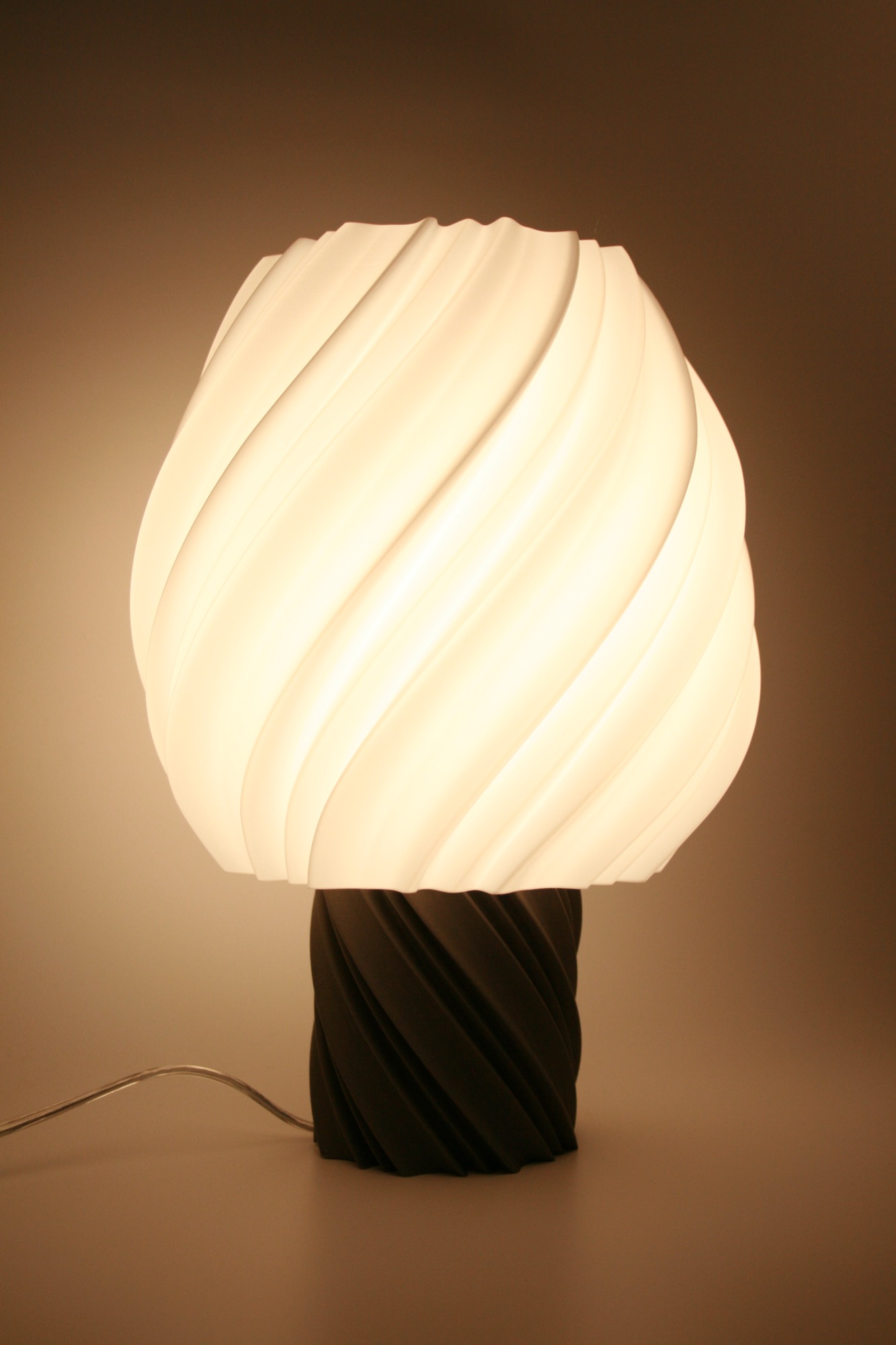 Лампа 'Футуристический хром' 8